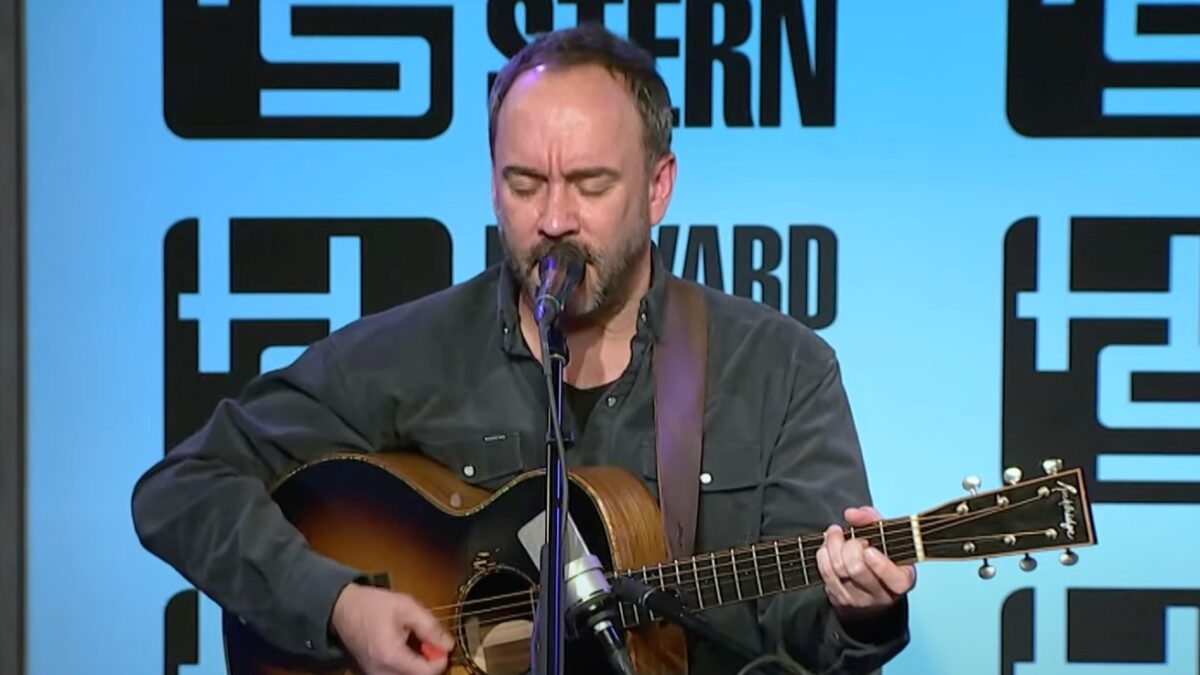 Watch Dave Matthews Cover Jimmy Buffett Classic At ‘Howard Stern Show’ Studios