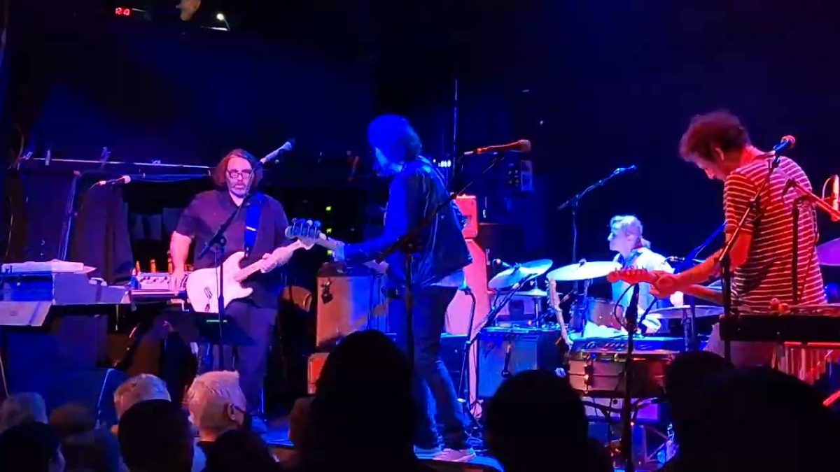 Yo La Tengo w/Andy Shernoff of The Dictators - Slow Death (Flamin' Groovies cover)