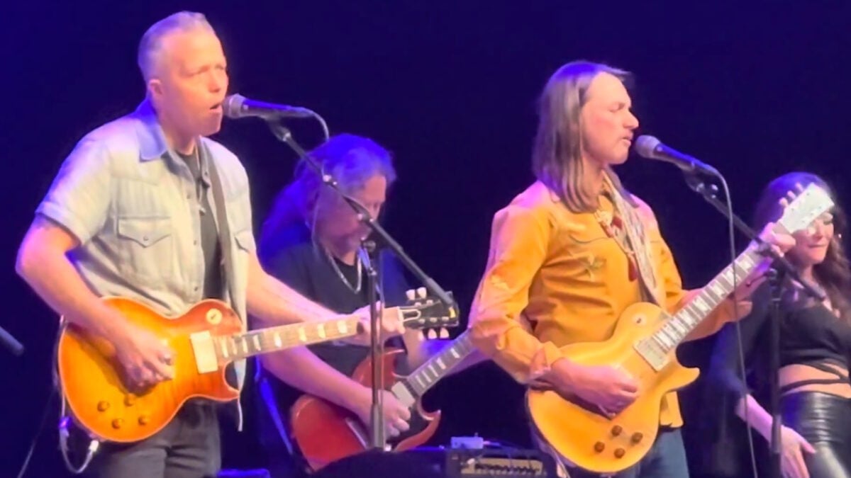 Watch Jason Isbell Join Allman Betts Family Revival At The Ryman