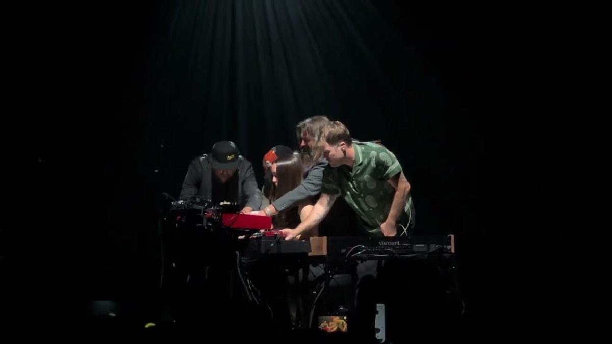 “Windshield” (with Keyboard Army) - Greensky Bluegrass with Holly Bowling - 12/30/2023 Kalamazoo, MI