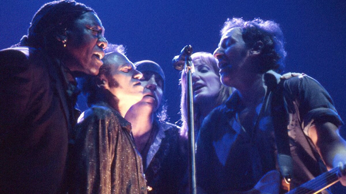 Back In The USA: Bruce Springsteen & E Street Band Release 1st Proper US Show In 11 Years