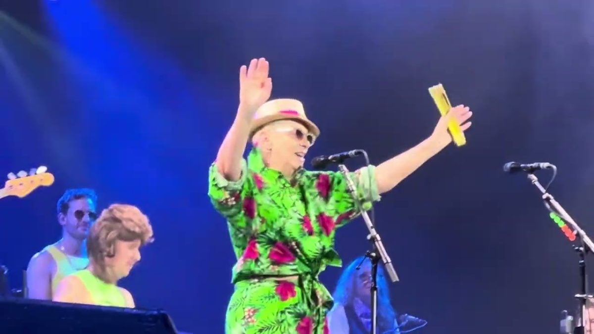 Annie Lennox & Brandi Carlile, Sweet Dreams, 01-21-24, @ Girls Just Wanna Weekend