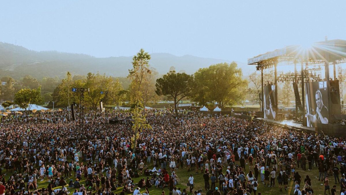 Just Like Heaven Unveils 2024 Lineup: Postal Service, Phoenix, Death Cab For Cutie & More