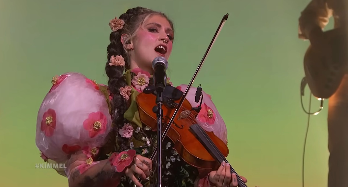 Watch Sierra Ferrell Make National TV Debut On ‘Kimmel’
