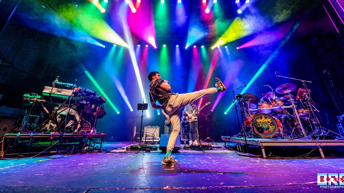 Watch Spafford Bust Out ‘Bang The Drum All Day’ Cover In Chicago