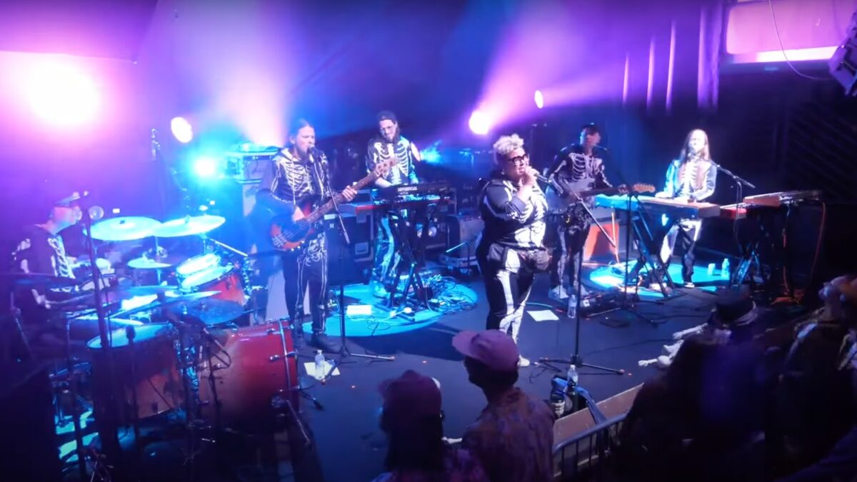 Watch The Motet Lay Down Groovy New Single ‘We Got U’ Live On Halloween 2023
