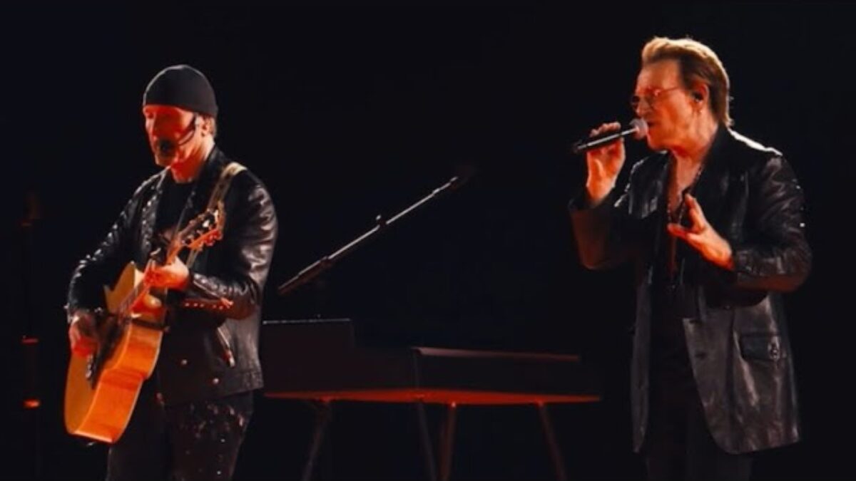 U2 - Don’t Dream It’s Over (Crowded House Cover)
