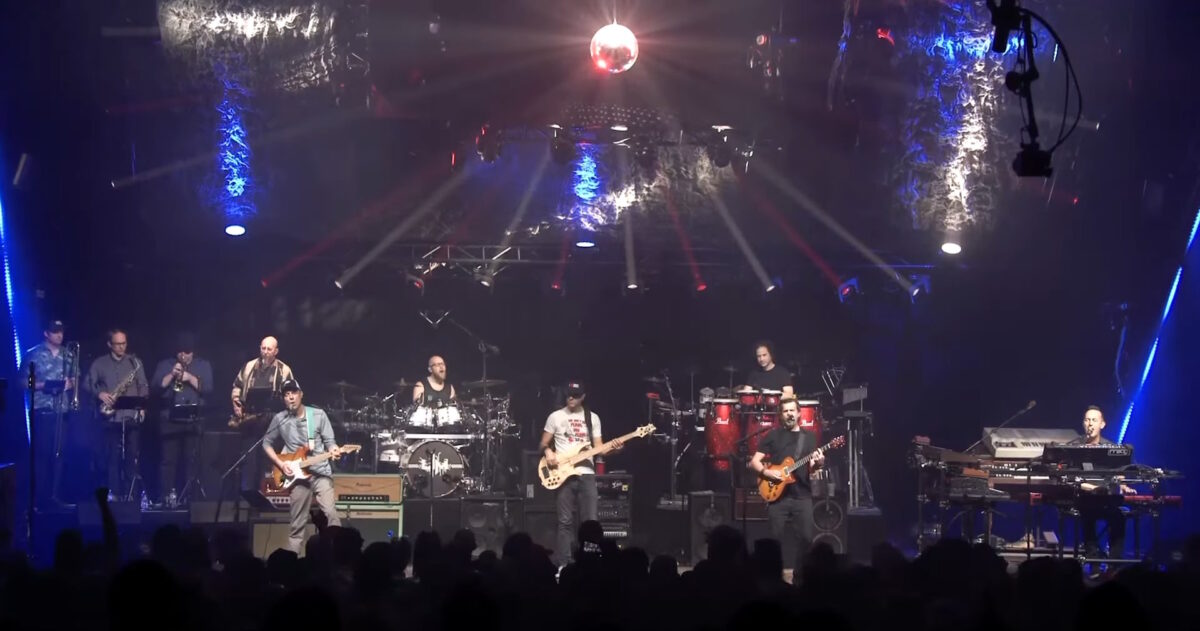 Umphreys McGee Young Americans Screen