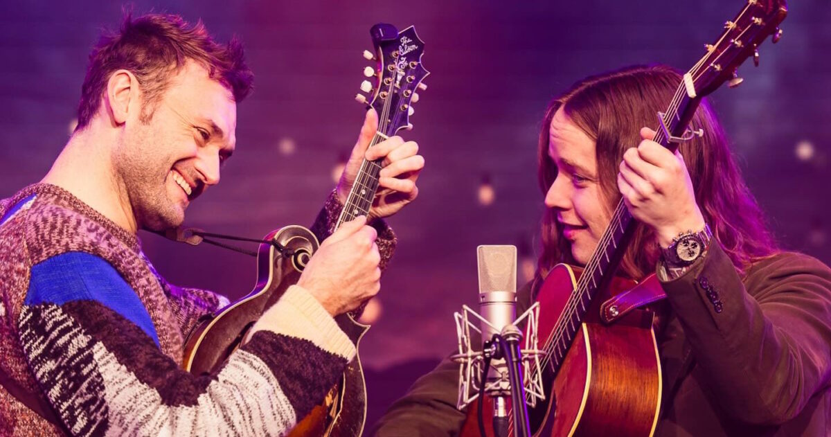 Chile Thile Billy Strings CBS Saturday Morning Faatz