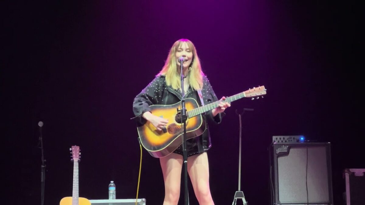 “She’s a Rainbow” → "Over The Line" - Molly Tuttle - 2/9/2024 - The Anthem - Washington, DC