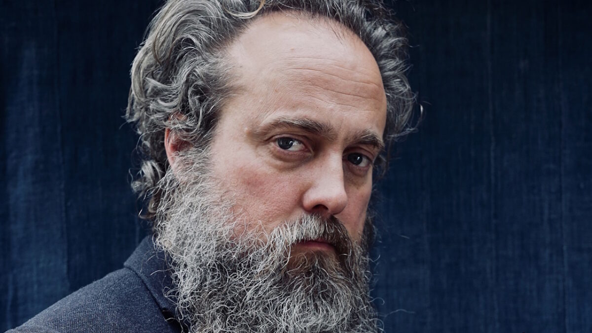 Iron & Wine Shares Video For ‘Light Verse’ Track Featuring Fiona Apple
