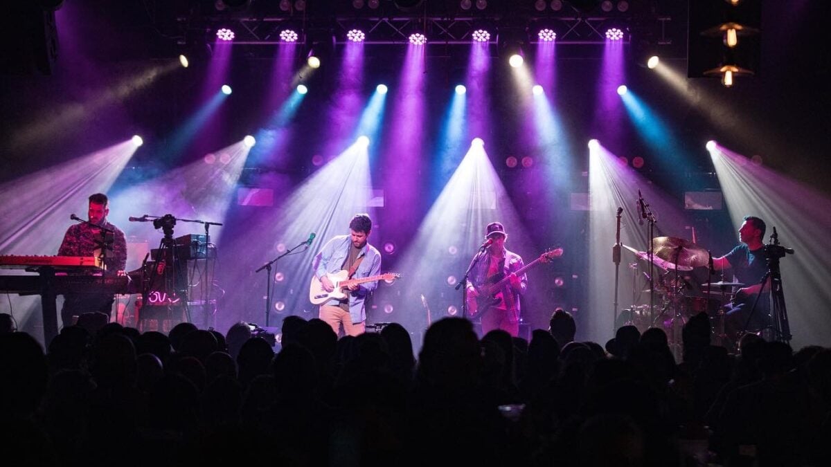 Neighbor Debuts ZZ Top & The Beatles Covers At Soundcheck Studios Residency