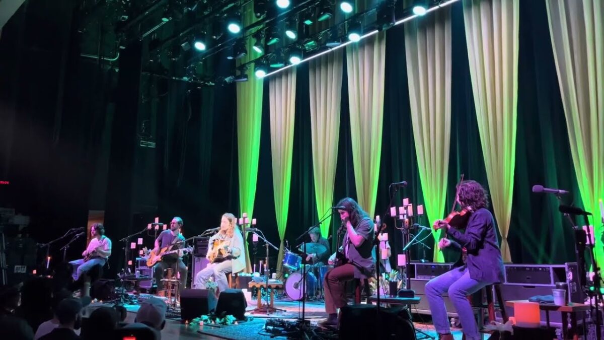 Billy Strings “Elderly Woman Behind A Counter In A Small Town” Ryman Feb 25, 2024