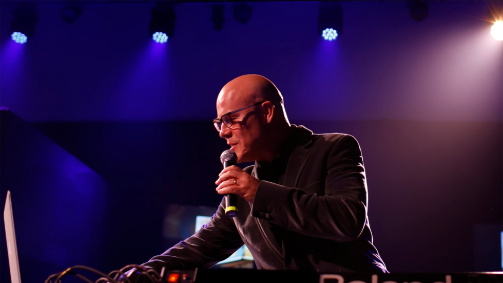 Thomas Dolby, Tom Bailey and more