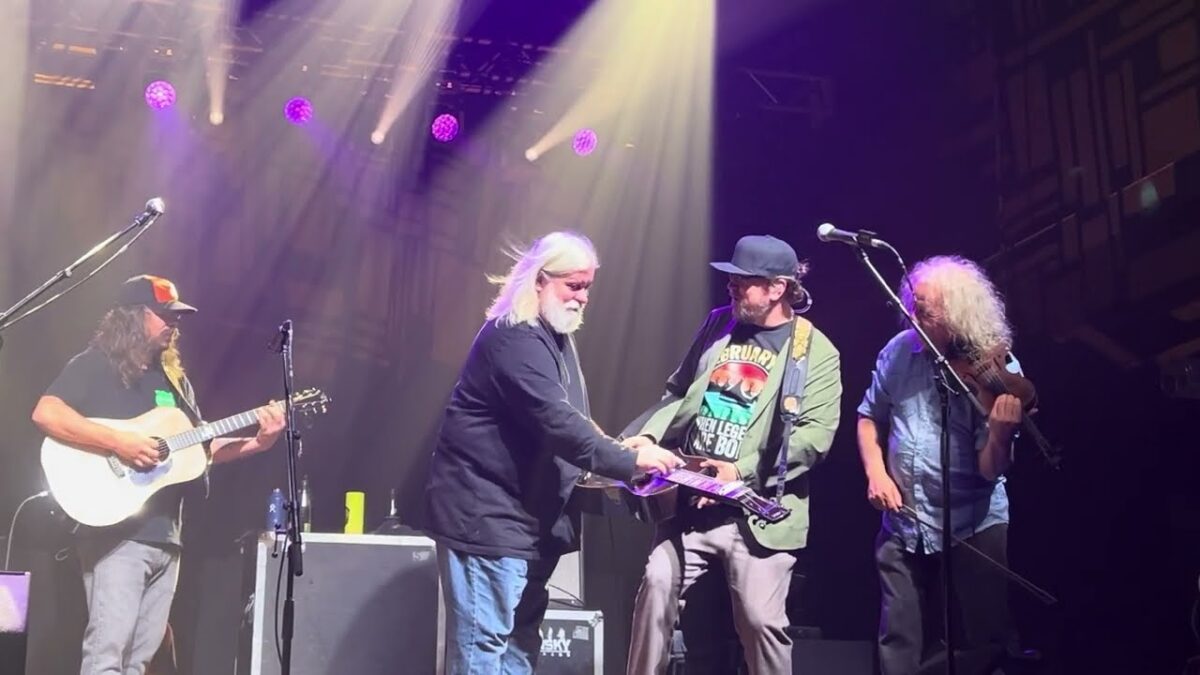 “Get No Better” - Greensky Bluegrass with The High Hawks - 2/29/2024 - Des Moines, IA