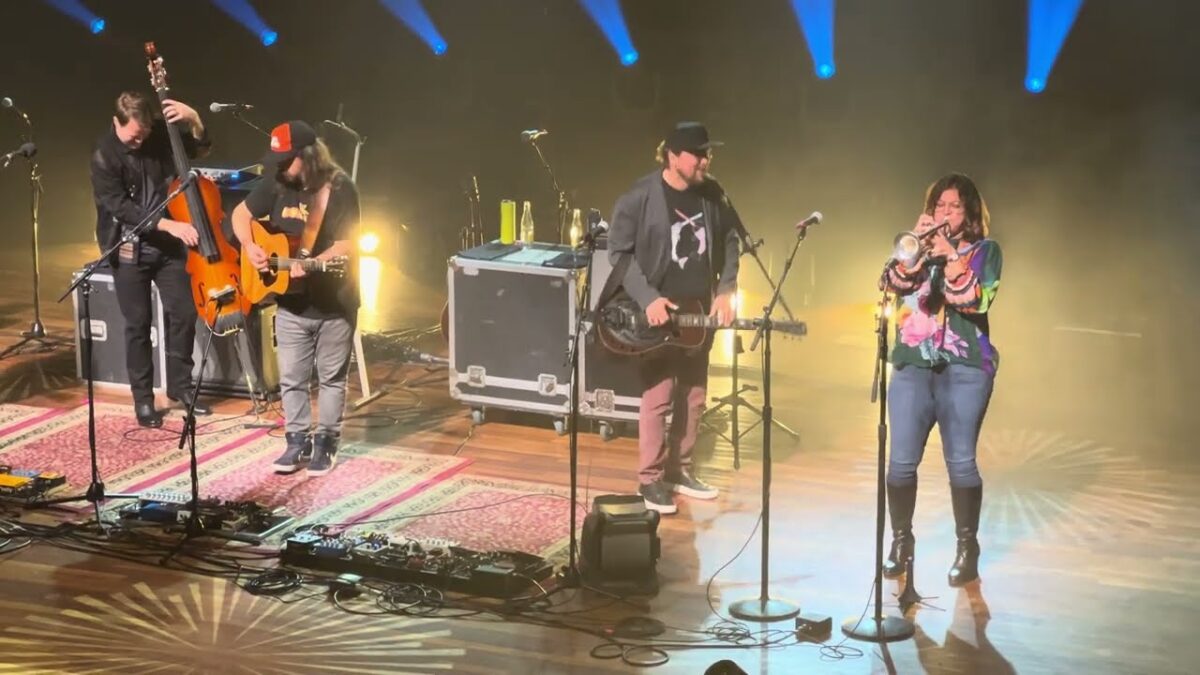 “Ain't No Sunshine” [Enhanced Audio] - Greensky Bluegrass with Jenn Hartswick - 3/9/24 Nashville, TN