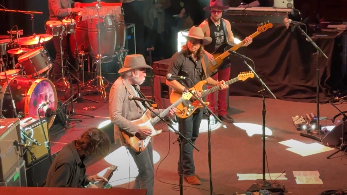 Watch Lukas Nelson + POTR Bring Out Bob Weir For Grateful Dead Favorite At The Fillmore