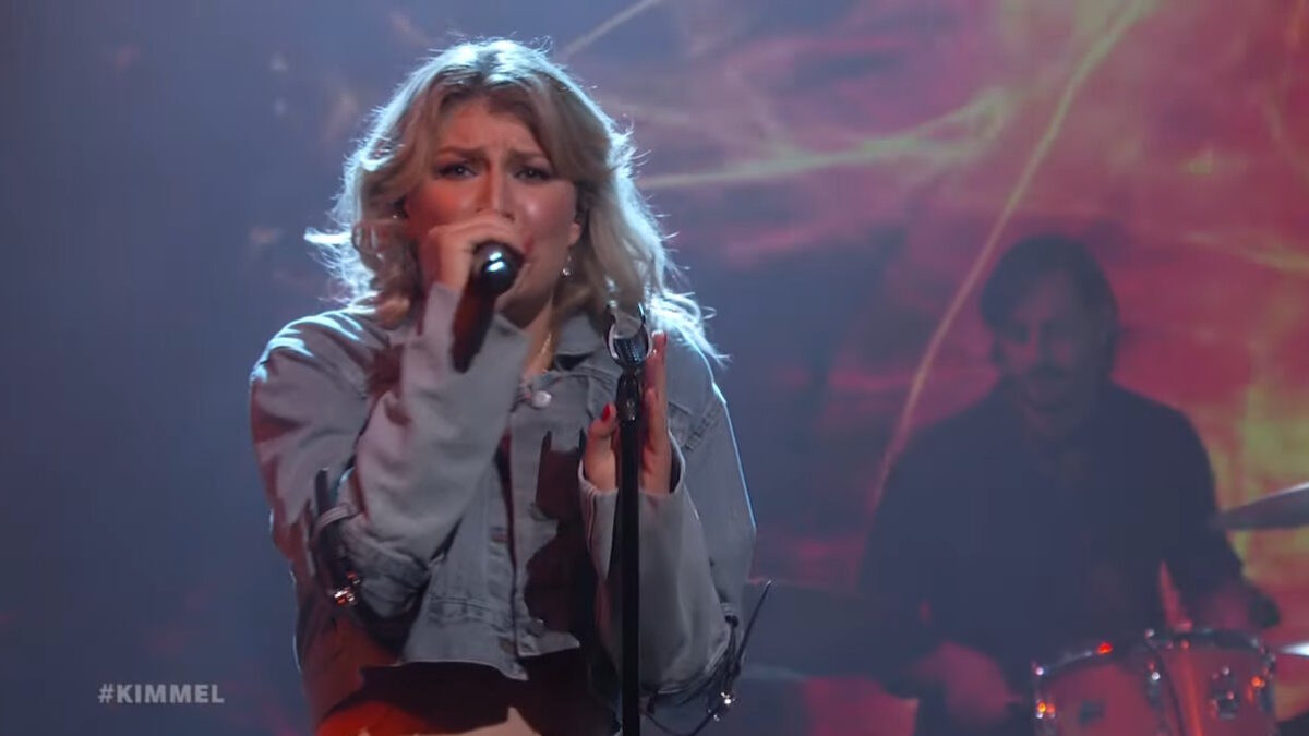 Watch Viral Country Star Dasha Make National Television Debut On ‘Kimmel’