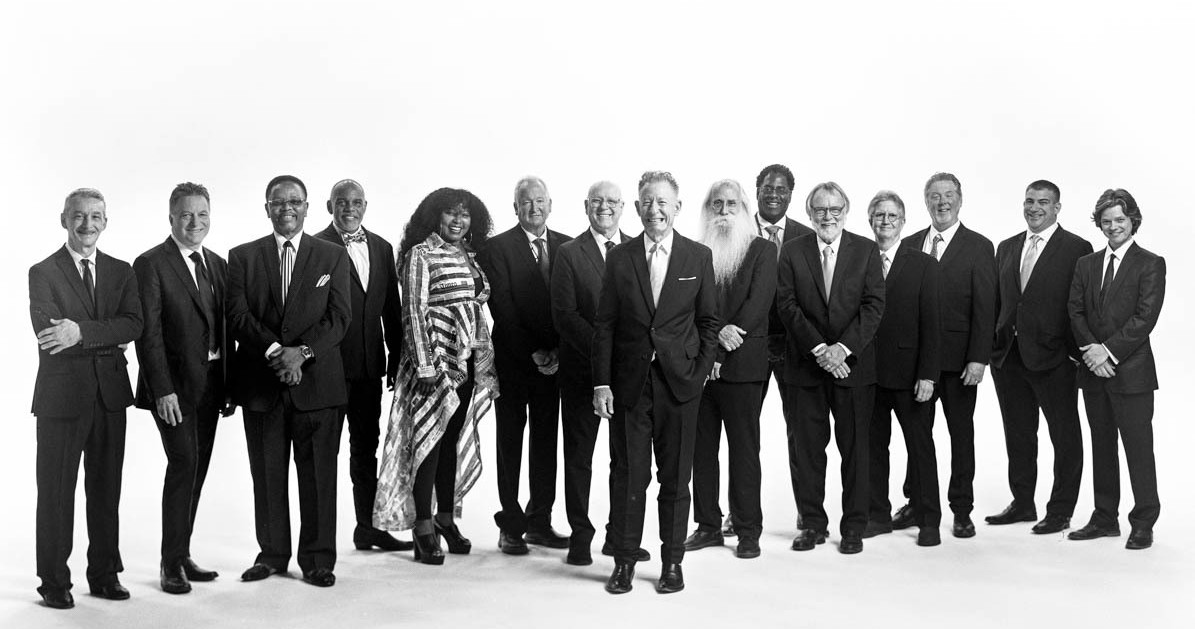 Lyle Lovett LArge BAnd press March 2024