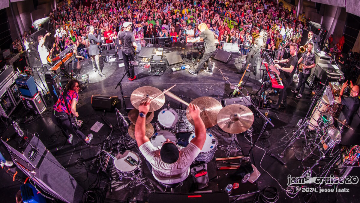 Watch Jerry Harrison & Adrian Belew ‘Remain In Light’ Rip ‘Crosseyed & Painless’ With Mike Dillon & Harry Waters On Jam Cruise 20