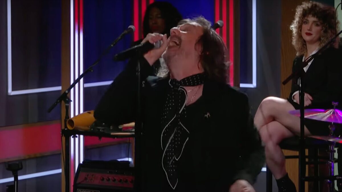 The Black Crowes Share Memories Of Don Rickles & Richard Lewis And Cover Zeppelin On ‘Howard Stern’