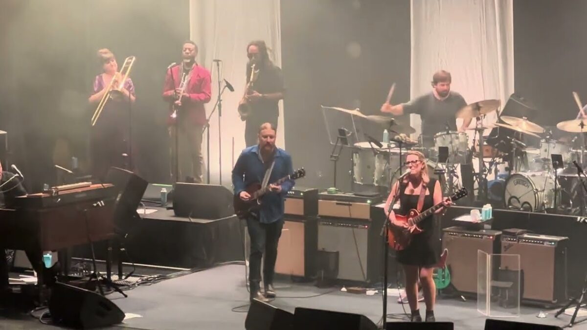 Tedeschi Trucks Band - Statesboro Blues ~ Don't Let Me Slide 3-2-24 Beacon Theater, NYC