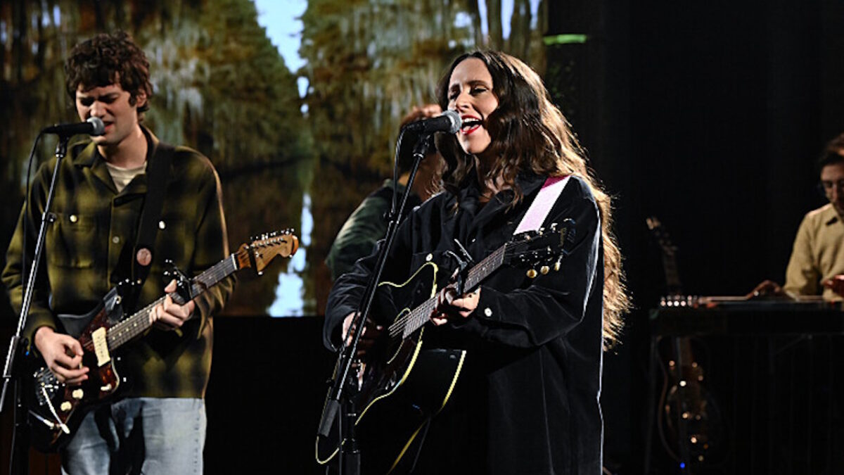 Watch Waxahatchee Get ‘Right Back To It’ On ‘Colbert’