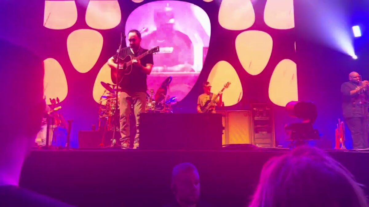 Let's Dance (David Bowie Cover) - Dave Matthews Band - AFAS Live Arena - Amsterdam - April 2, 2024