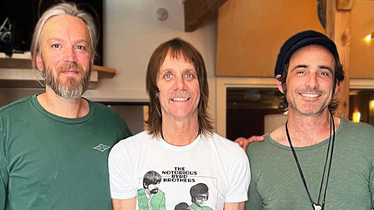 Beachwood Sparks Ends 12-Year Hiatus With New Chris Robinson-Produced Single