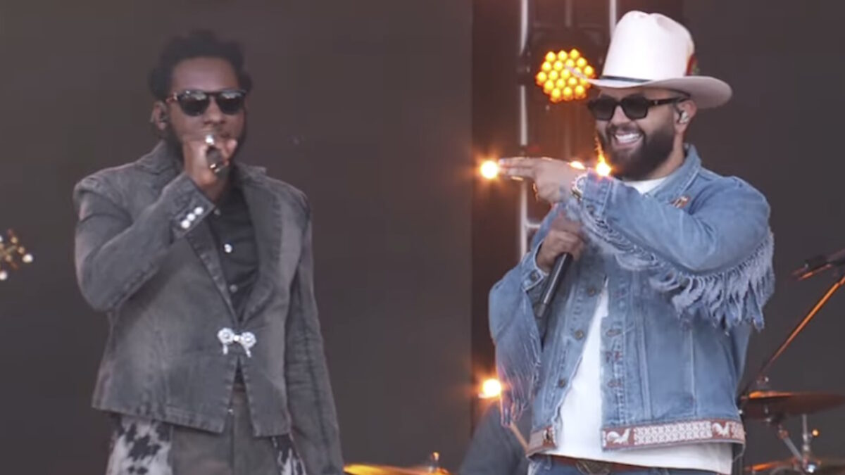 Carin León & Leon Bridges Perform Collaborative Song ‘It Was Always You (Siempre Fuiste Tú)’ On ‘Kimmel’