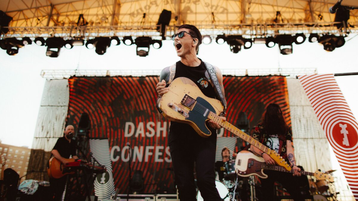 Dashboard Confessional Confirms Fall Tour 2024 With BOYS LIKE GIRLS & Taylor Acorn
