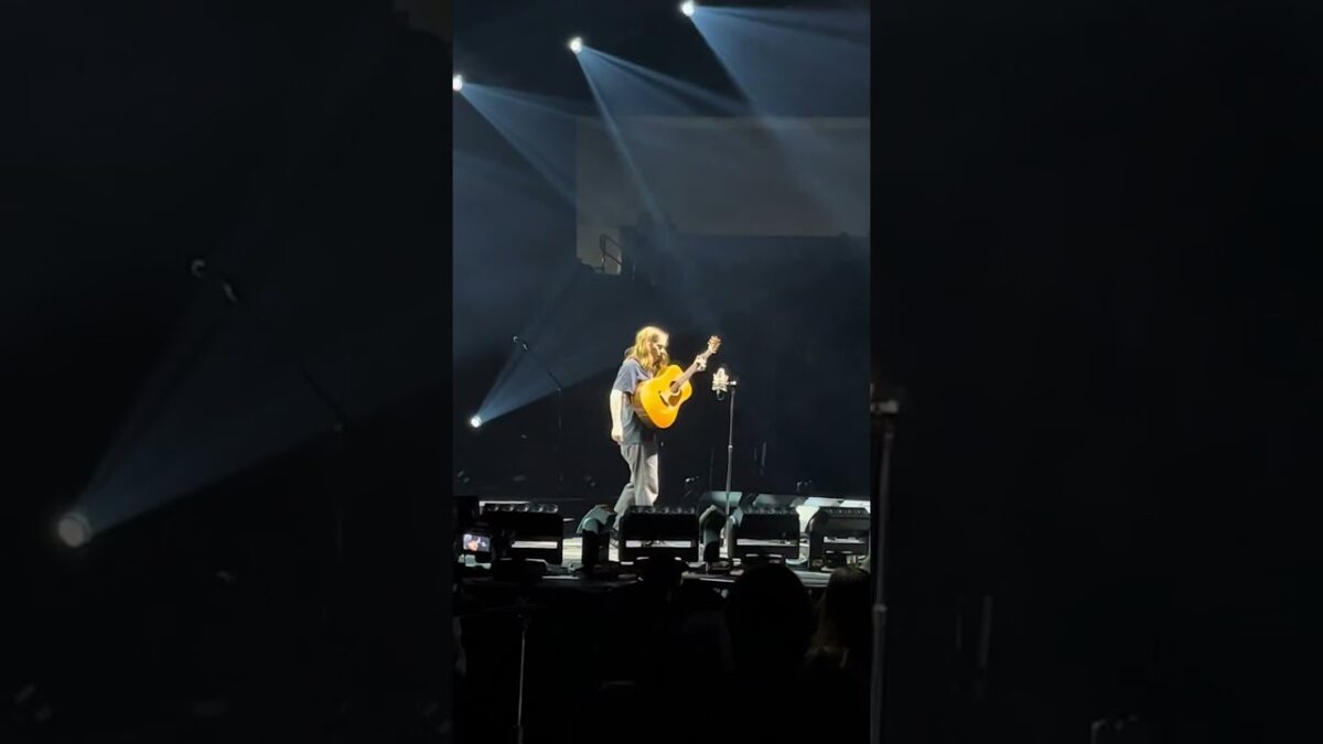 Jesus is Waiting For Me (Larry Sparks) Billy Strings FTP 4/17/2024 Enmarket Arena, Savannah, GA