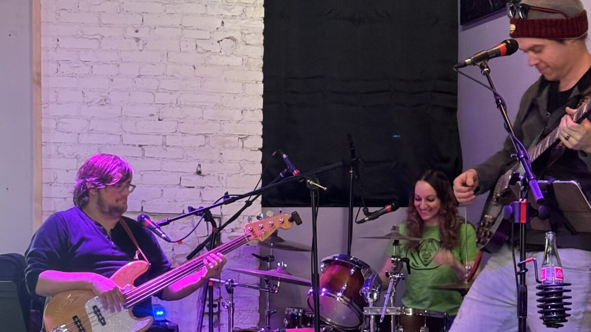 MoJo’s House Band