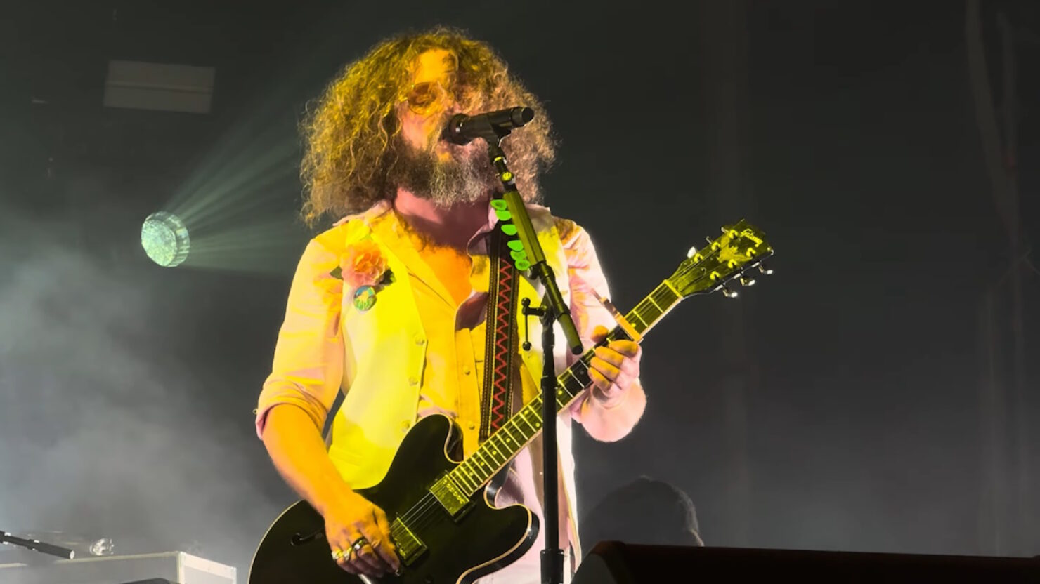 My Morning Jacket Debuts Radiohead, Nirvana & Other Choice Cover Songs In Mexico - Vimarsana News