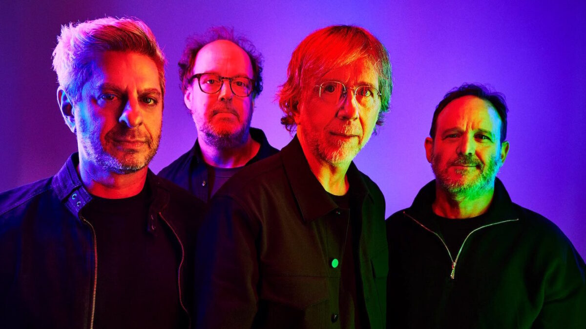 Phish Reveals ‘Evolve’ Tracklist & Shares Potent ‘Oblivion’ Single