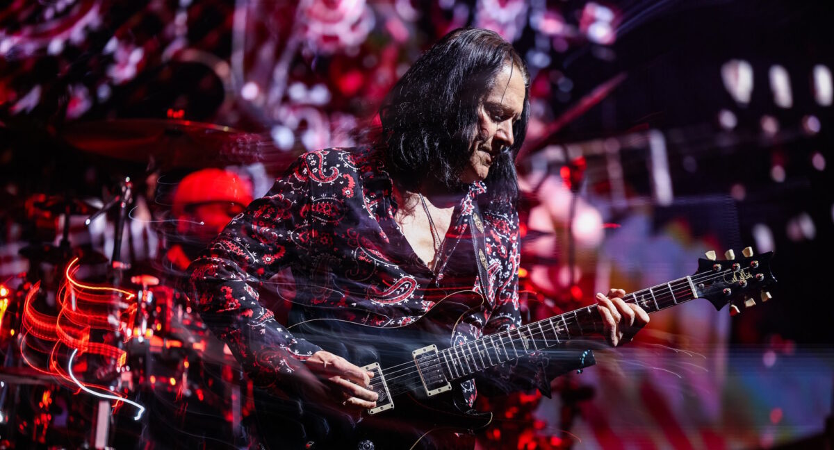 Robben Ford Dave Matthews Band April 2024 Simas