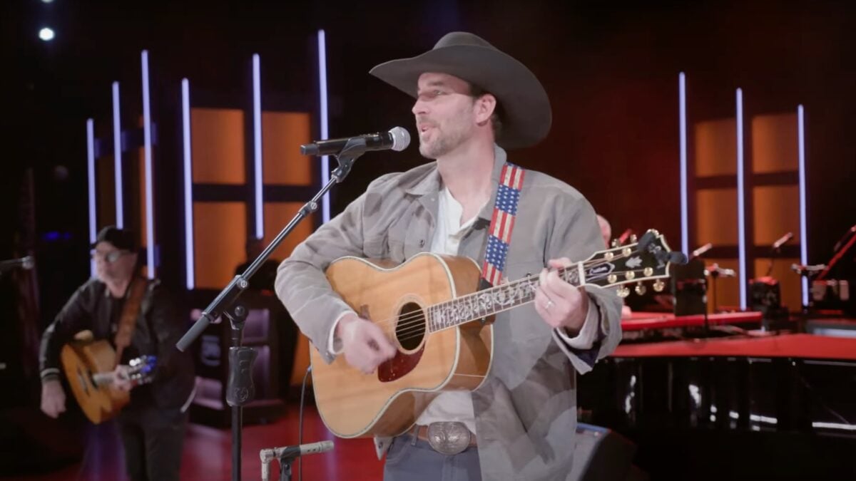 Former MLB Pitcher Adam Wainwright Makes Grand Ole Opry Debut
