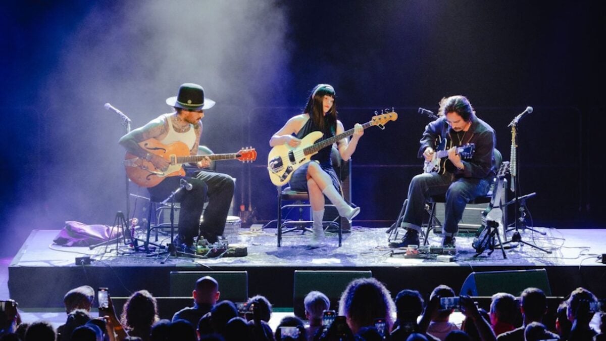 Hermanos Gutiérrez & Khruangbin’s Laura Lee Take Brooklyn Steel To The Seaside