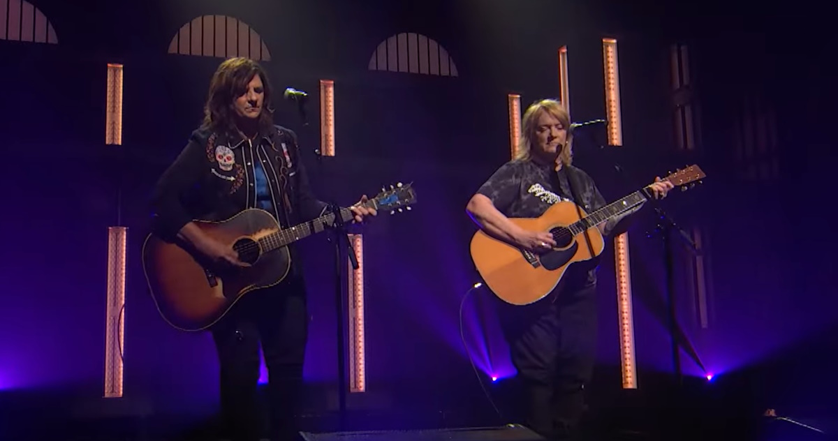 Indigo Girls Late Night What We Wanna Do