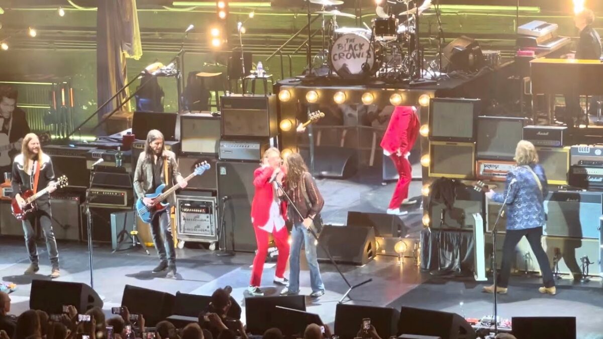 The Black Crowes with Steven Tyler Mama Kin Live at Hammersmith Apollo London 15/05/2024