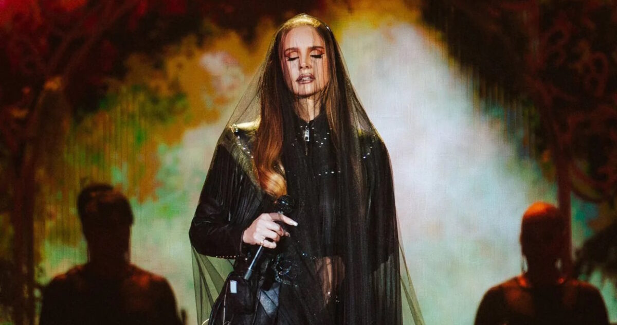 Lana Del Rey Announces 1st U.S. Stadium Headlining Concert