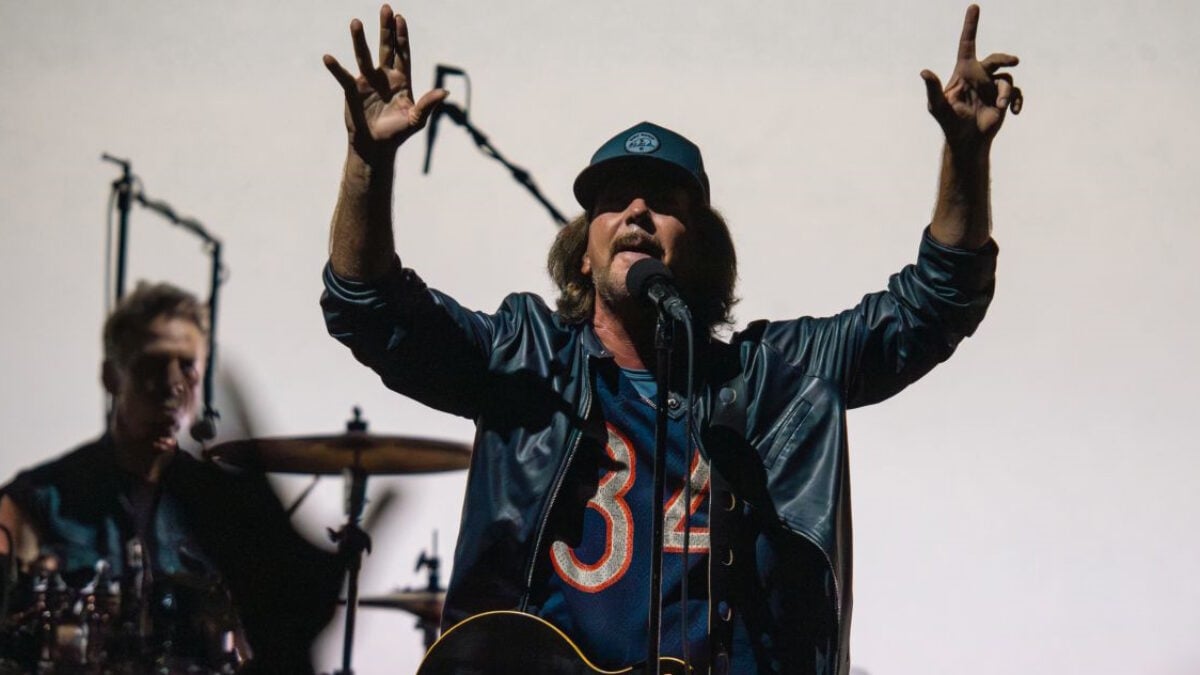 Pearl Jam Revises Ted Nugent’s ‘Stranglehold’ With Anti-Gun Lyrics In Baltimore
