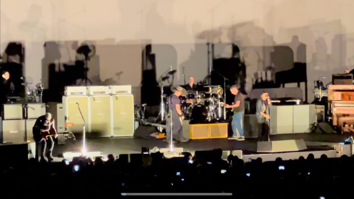 Pearl Jam - Go (Live at Kia Forum, Los Angeles, CA 5/22/2024)