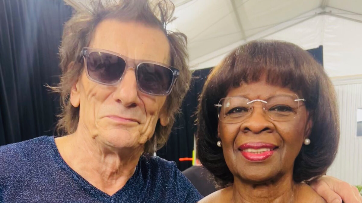 Ronnie Wood Returns Surprise Guest Favor With Irma Thomas At Preservation Hall