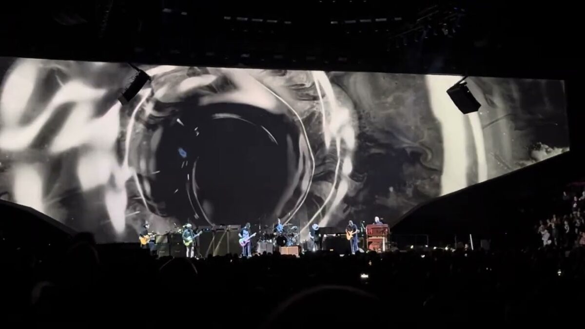 “Setting Sun,” Pearl Jam; Vancouver, BC; 4 May 2024