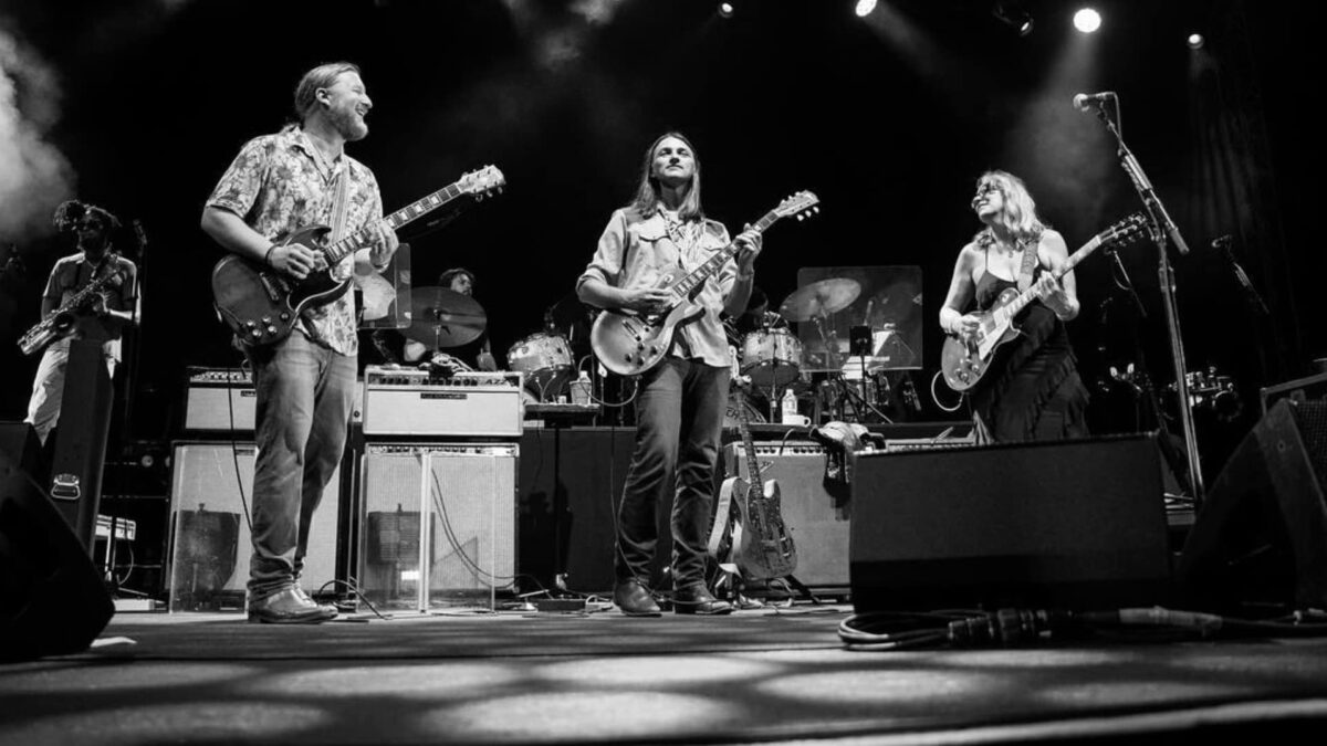 Derek Trucks & Duane Betts Swap Guest Spots At Tedeschi Trucks Band’s Sun, Sand & Soul Weekend