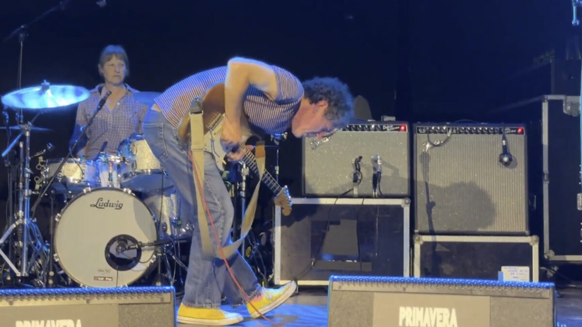 Yo La Tengo Plays All-Covers Show In Barcelona
