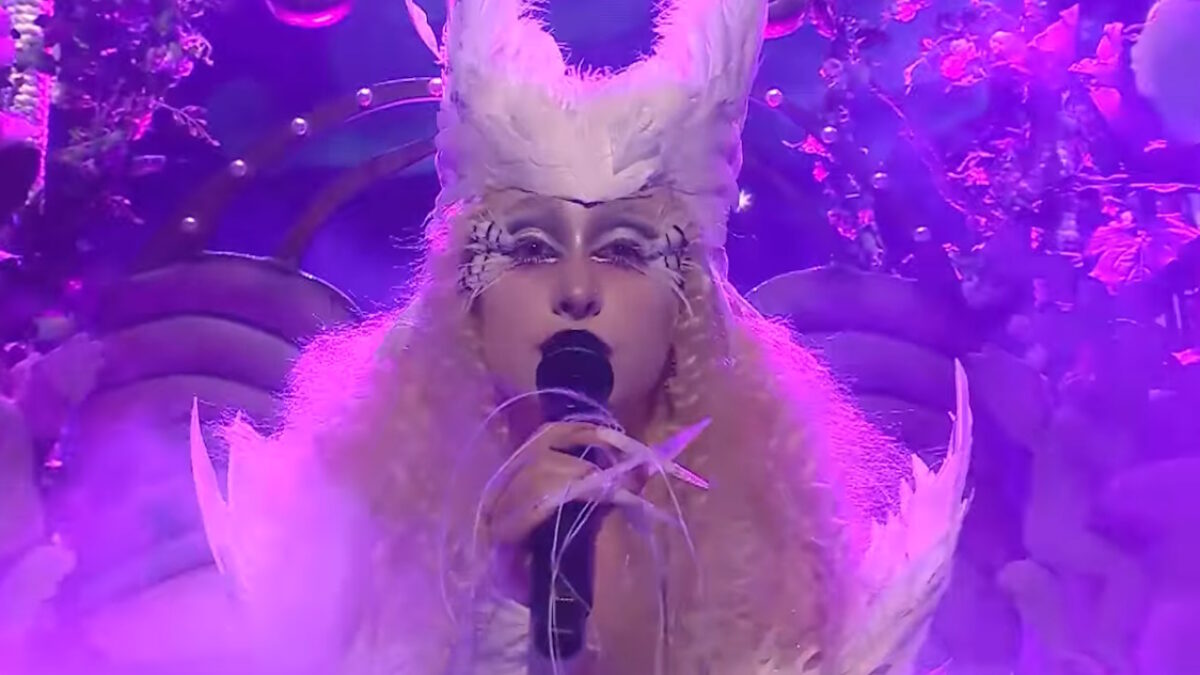 Watch Chappell Roan’s Colorful ‘Good Luck, Babe!’ Performance On ‘Fallon’