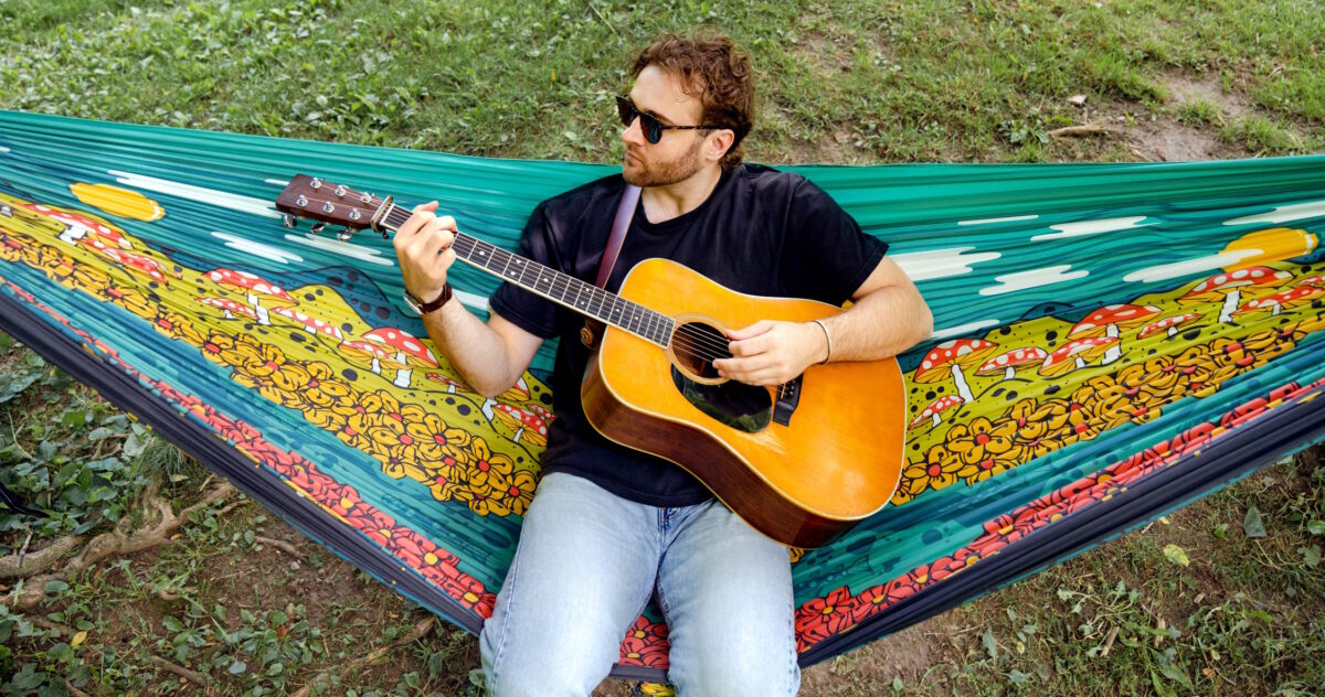 ENO Logan Sara