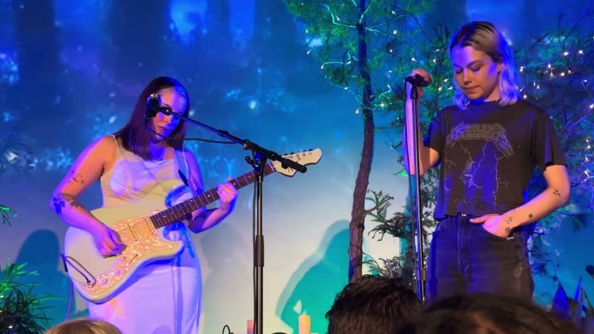Soccer Mommy, Phoebe Bridgers - The Biggest Lie (Elliot Smith Cover Live 06/04/2024)